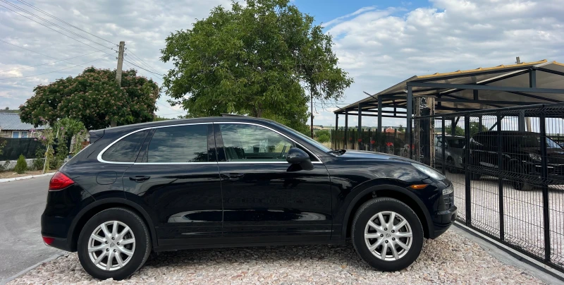 Porsche Cayenne 3.6 XENON/NAVI/KAMERA/PODGREV/KOJA/UNIKAT, снимка 6 - Автомобили и джипове - 47135358
