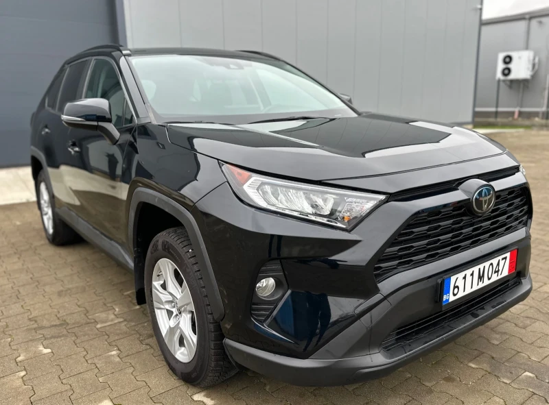 Toyota Rav4 2.5 XLE AWD, снимка 1 - Автомобили и джипове - 48215753