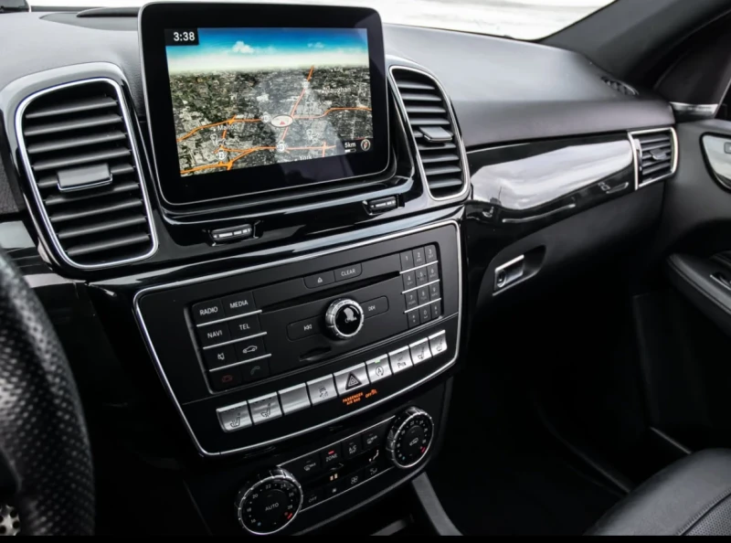 Mercedes-Benz GLE 400 ОБДУХВАНЕ * * CARFAX * * АВТО КРЕДИТ * * , снимка 10 - Автомобили и джипове - 52811248