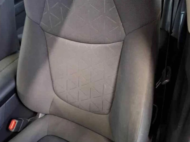 Toyota Rav4 2, 5 Plug-in Hybrid.160 KW, снимка 4 - Автомобили и джипове - 52946994