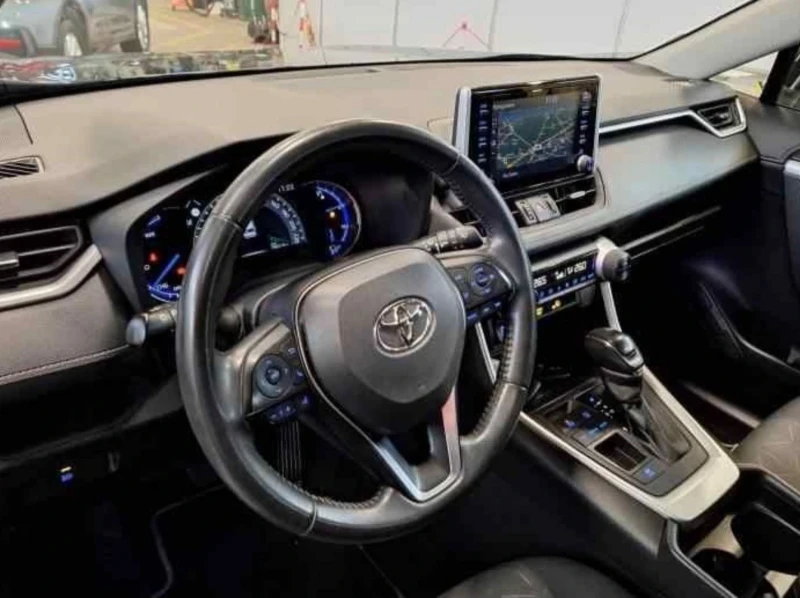 Toyota Rav4 2, 5 Plug-in Hybrid.160 KW, снимка 7 - Автомобили и джипове - 52946994