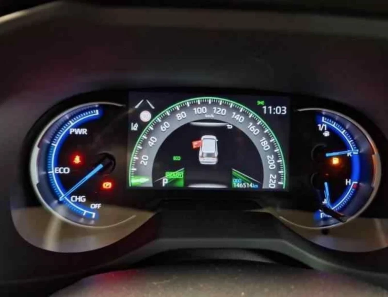Toyota Rav4 2, 5 Plug-in Hybrid.160 KW, снимка 8 - Автомобили и джипове - 52946994