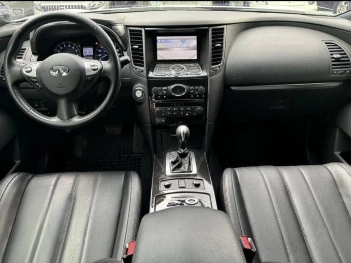 Infiniti QX70, снимка 5 - Автомобили и джипове - 55124957