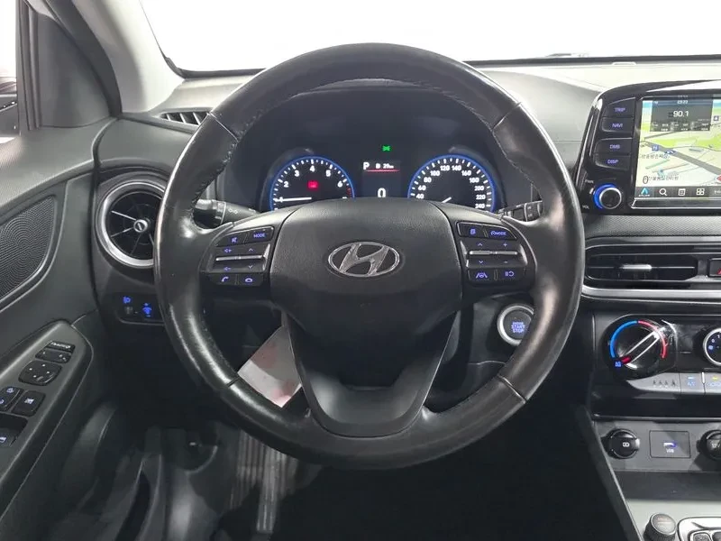 Hyundai Kona 1.6 - САМО 30% АВАНС, снимка 13 - Автомобили и джипове - 56305087