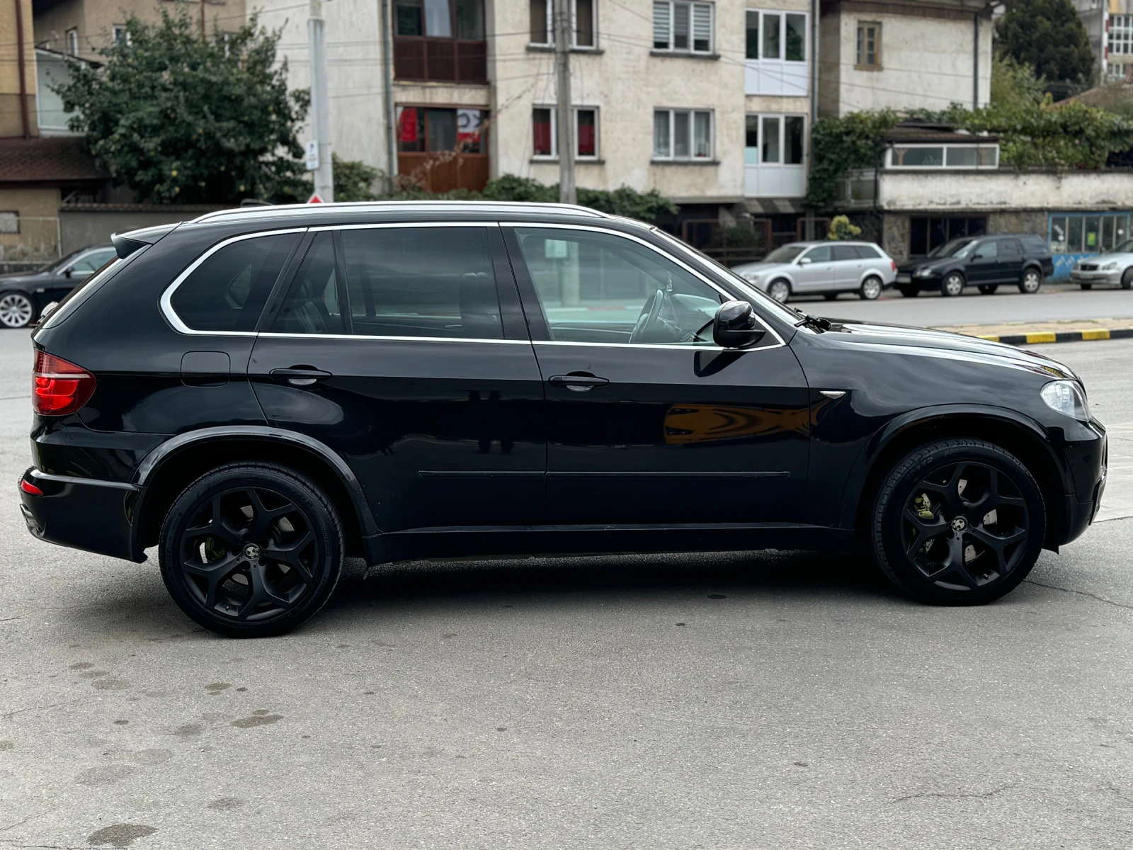 BMW X5 35d М пакет* Вакум* Андроид* хед ъп - изображение 6