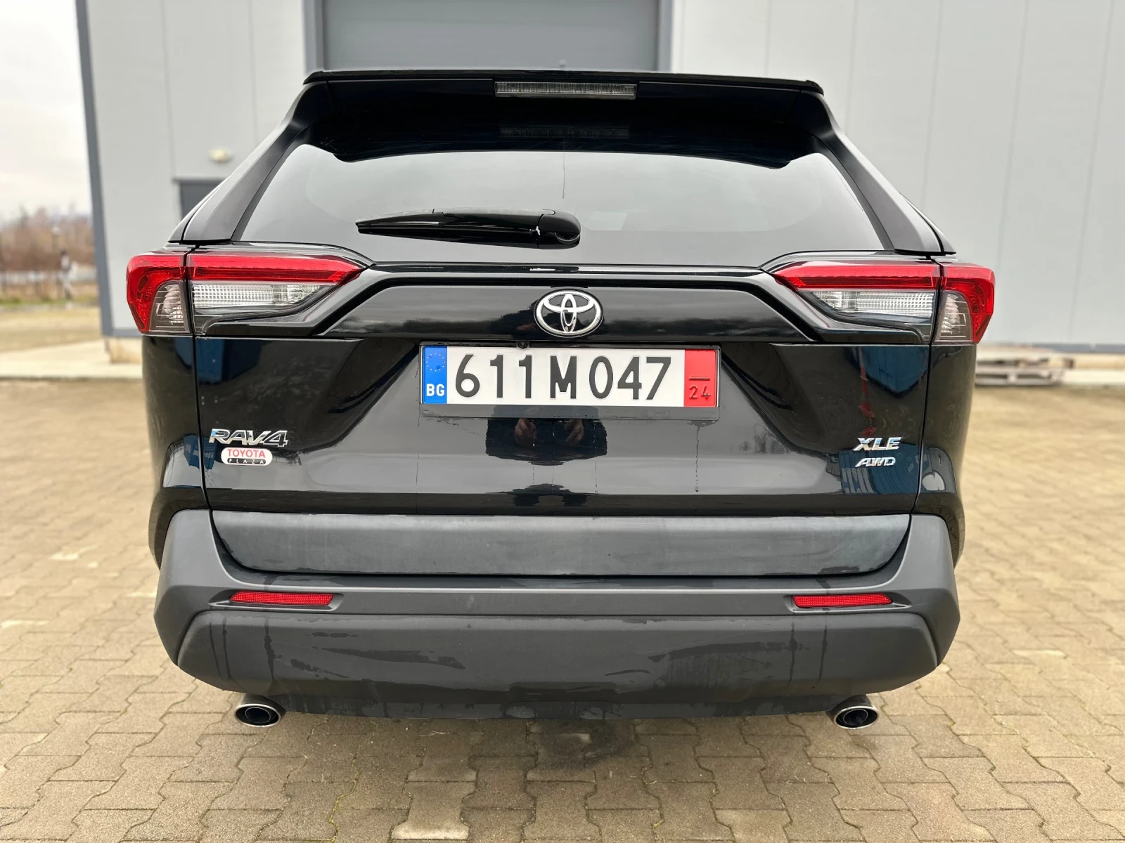 Toyota Rav4 2.5 XLE AWD - изображение 5