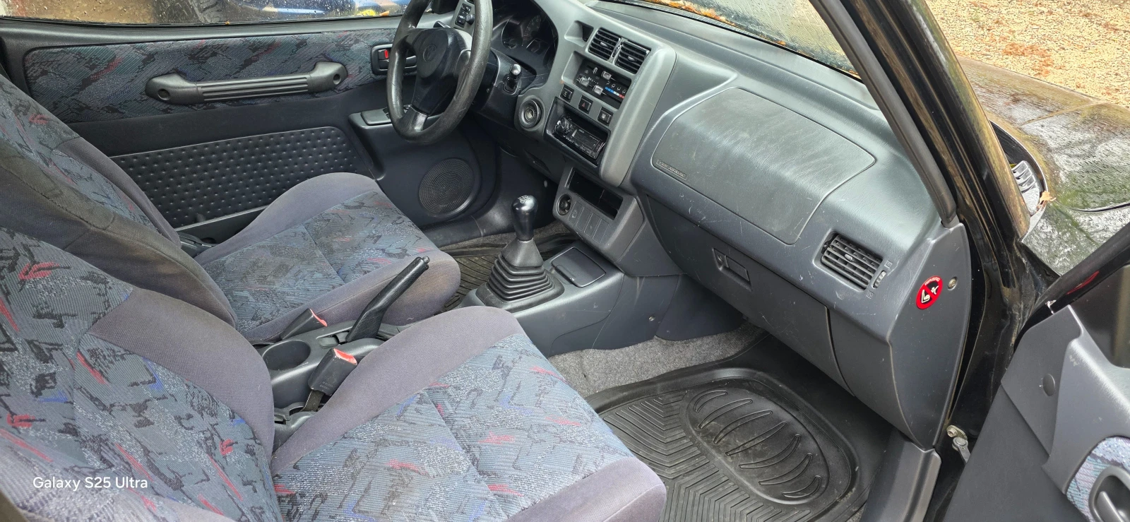 Toyota Rav4 2.0i FACE 4x4 - изображение 5