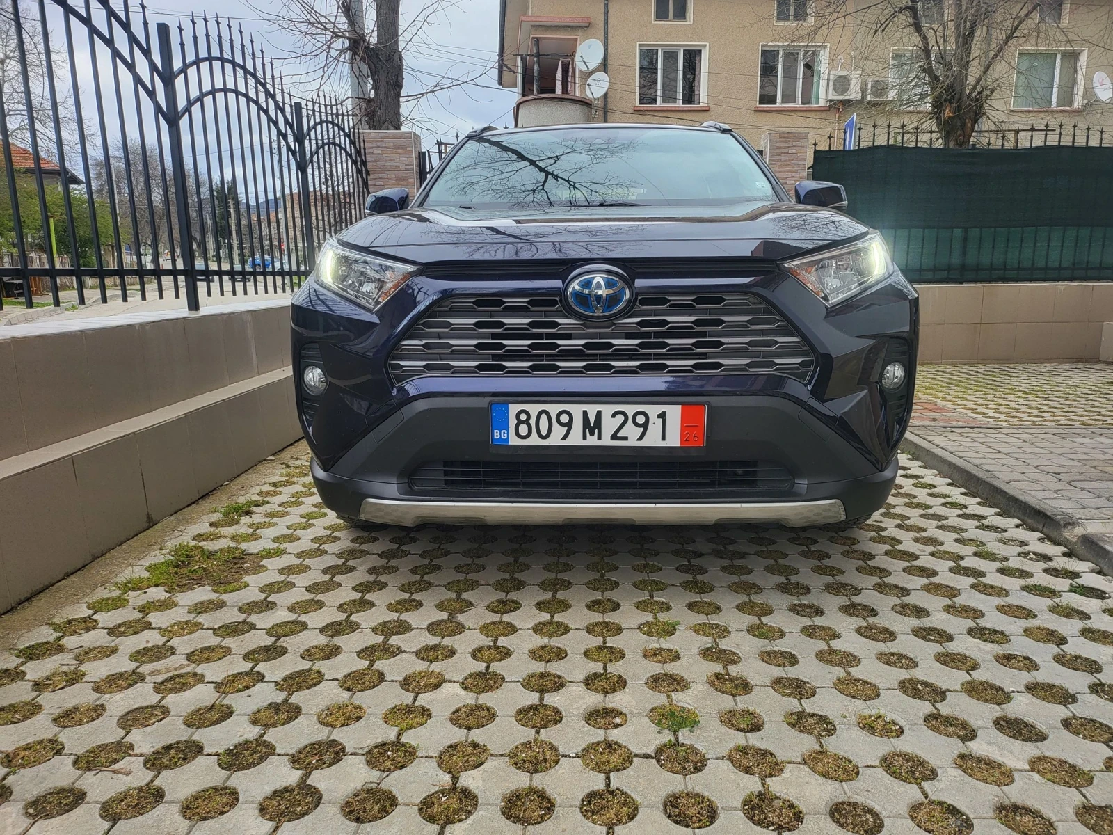 Toyota Rav4 2, 5  Hybrid.160 KW.Navi.Led.Kamera | Mobile.bg � ����������� 4