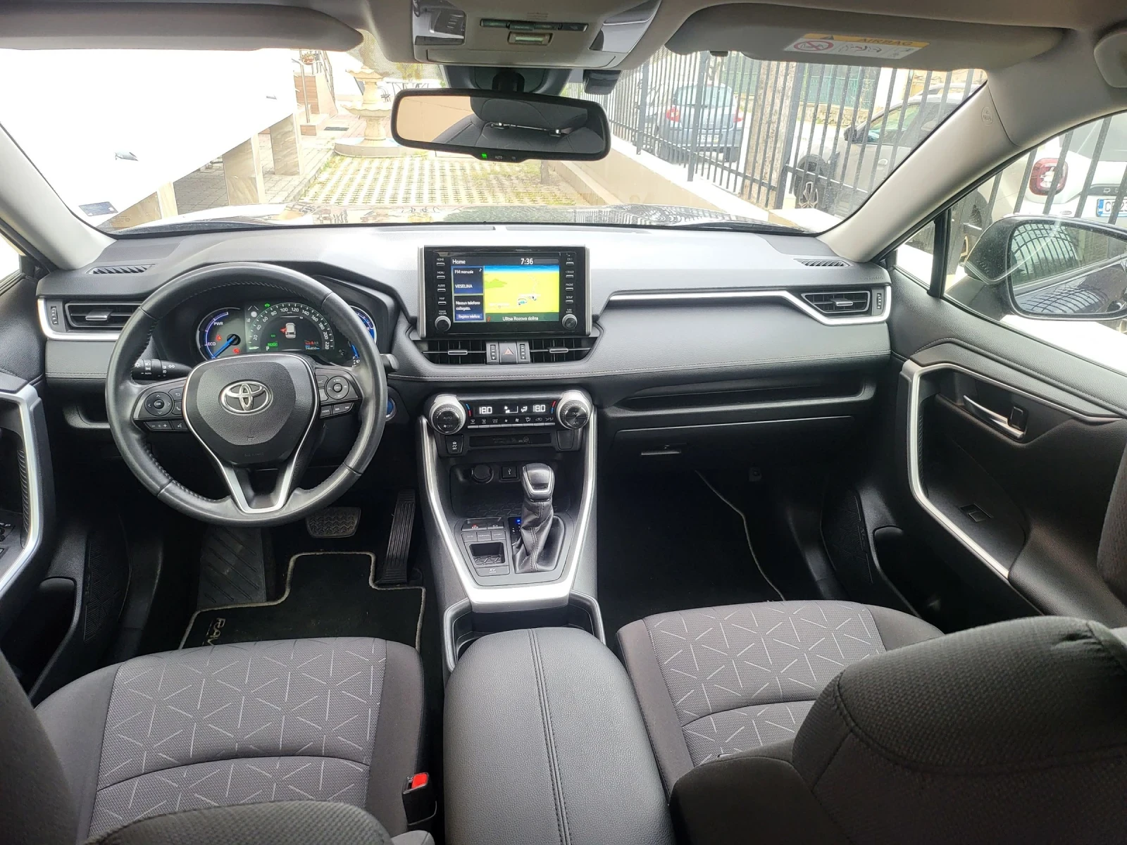 Toyota Rav4 2, 5  Hybrid.160 KW.Navi.Led.Kamera | Mobile.bg � ����������� 16