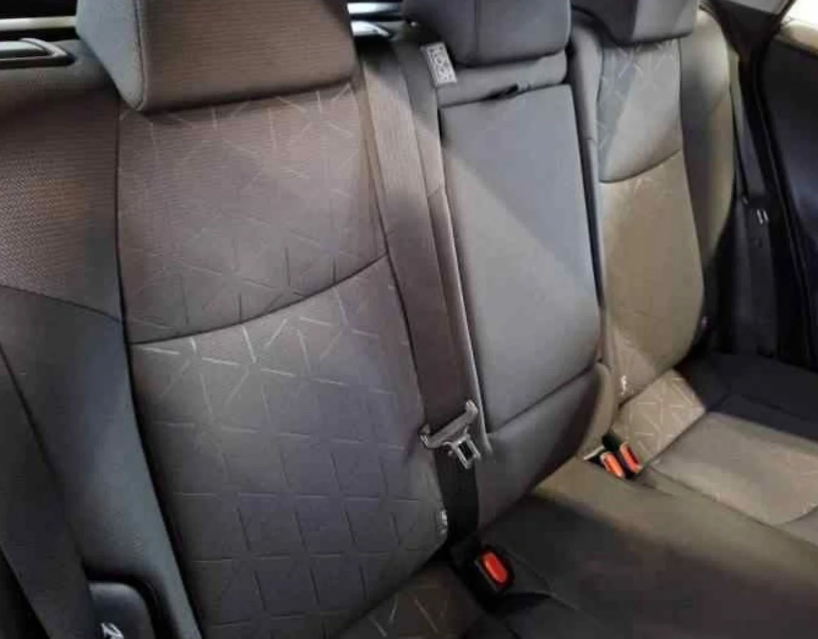 Toyota Rav4 2, 5 Plug-in Hybrid.160 KW - изображение 5