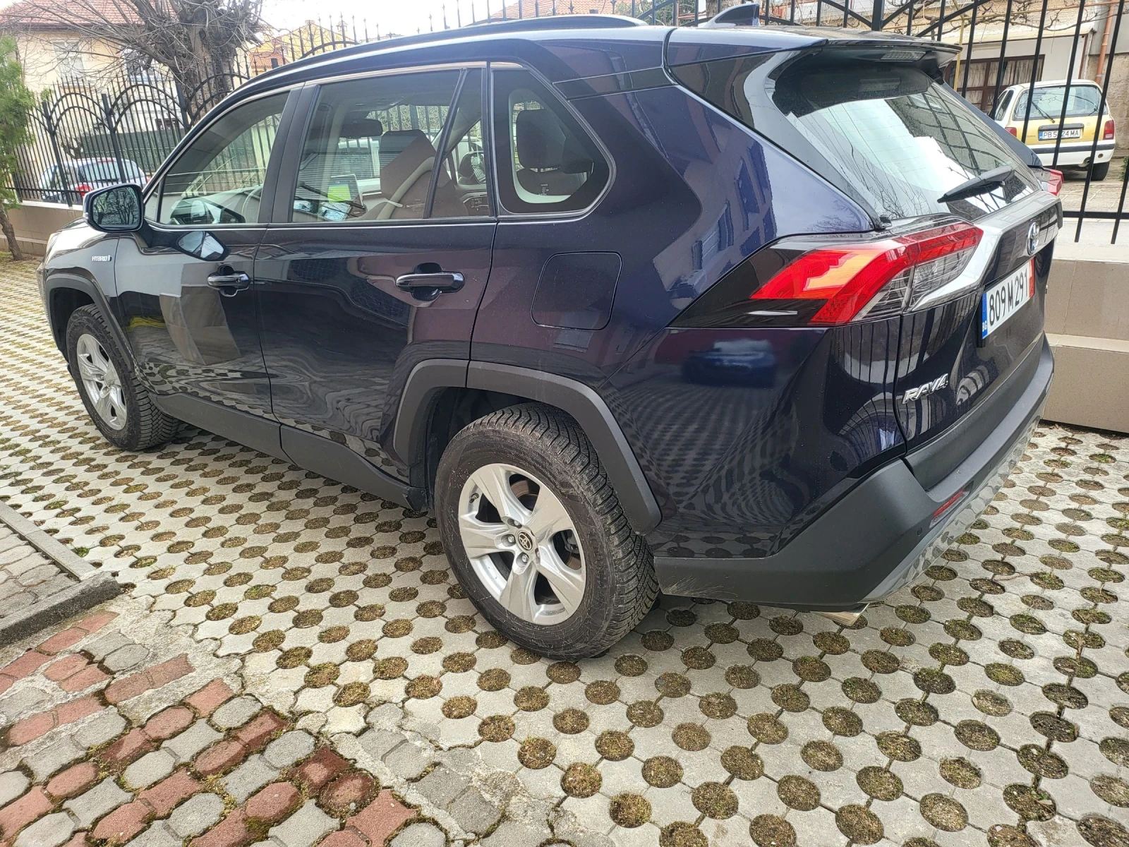 Toyota Rav4 2, 5  Hybrid.160 KW.Navi.Led.Kamera | Mobile.bg � ����������� 9