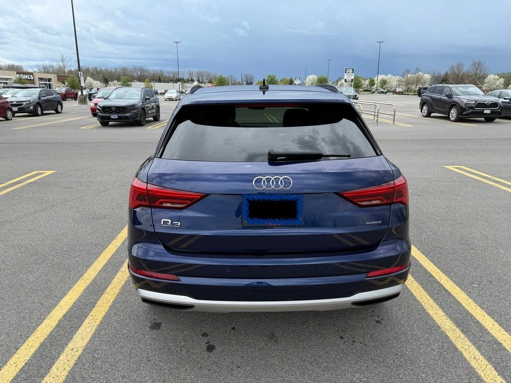 Audi Q3 45 TFSI quattro * CARFAX * ����������� | Mobile.bg � ����������� 2