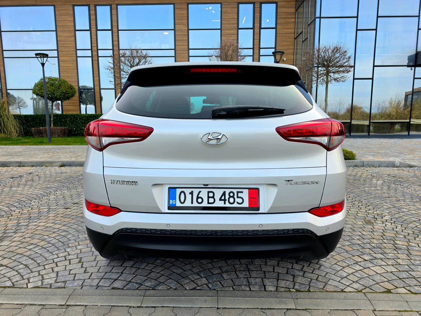 Hyundai Tucson 1.7CRDI* NAVI* LED* TOP* , снимка 6 - Автомобили и джипове - 53916389
