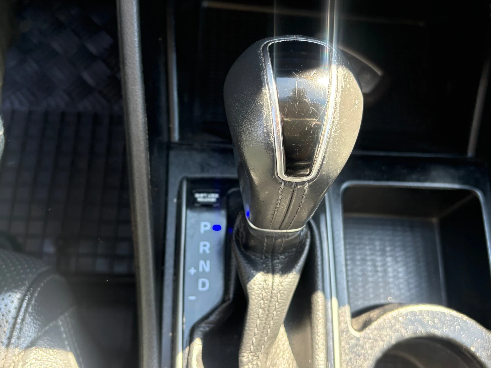 Hyundai Tucson, снимка 10 - Автомобили и джипове - 54314129