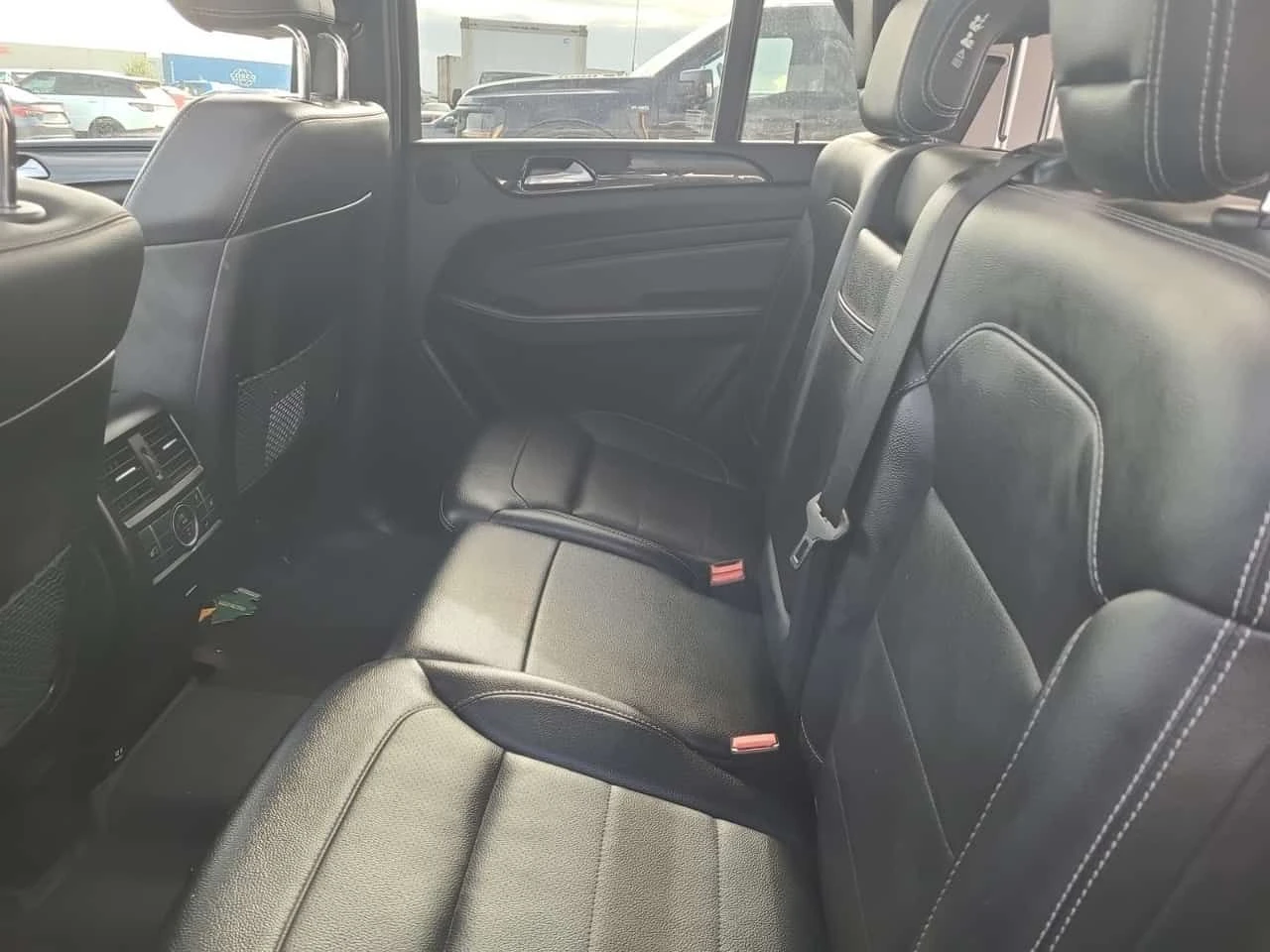 Mercedes-Benz ML 350  BlueTEC | AIRMATIC | 360 | H K | , снимка 3 - Автомобили и джипове - 54580858