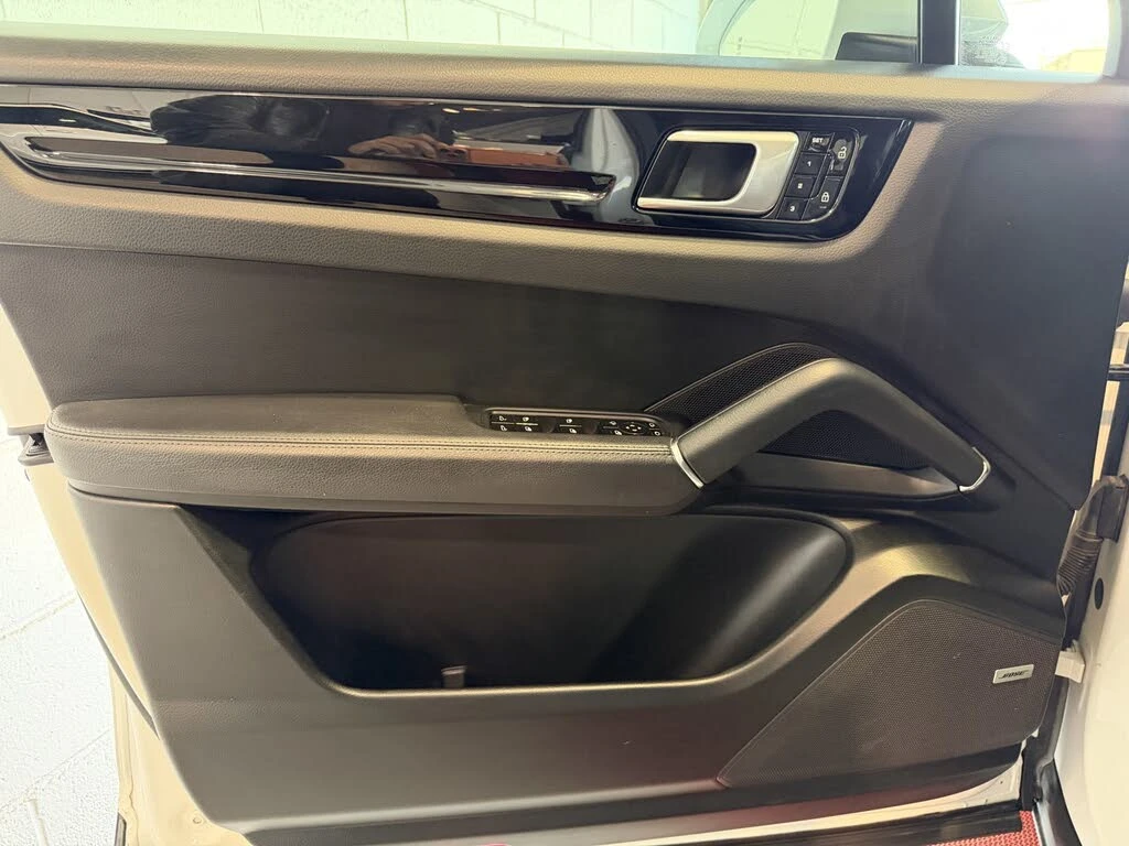 Porsche Cayenne COUPE* BOSE* 360КАМЕРА* ПАНОРАМА* , снимка 7 - Автомобили и джипове - 55058936
