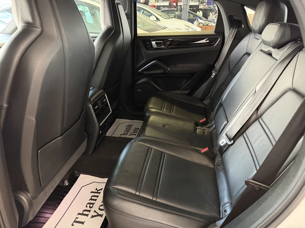 Porsche Cayenne COUPE* BOSE* 360КАМЕРА* ПАНОРАМА* , снимка 13 - Автомобили и джипове - 55058936