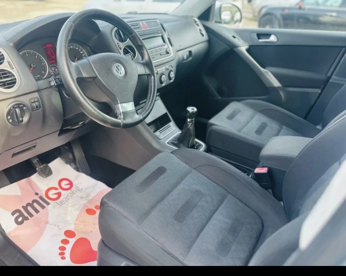VW Tiguan 2.0 TDI, снимка 4 - Автомобили и джипове - 55226269