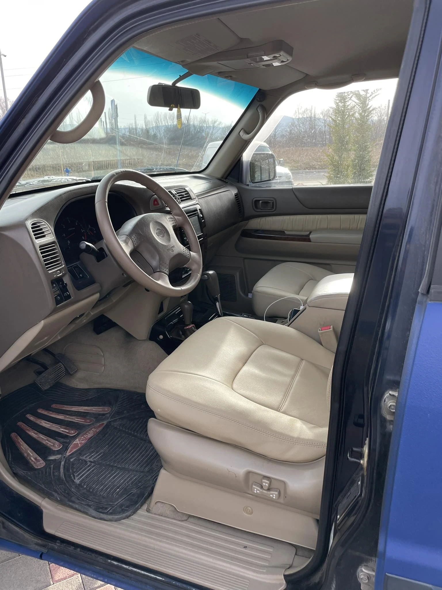 Nissan Patrol 4.5 Benzin/LPG, снимка 3 - Автомобили и джипове - 55710510