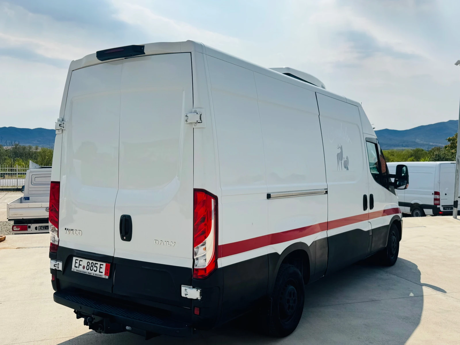 Iveco 35s16 Хладилен!Немски!КАТО НОВ!ТОП!ТОП!ТОП!НАВИ!КЛИМАТР!, снимка 4 - Бусове и автобуси - 55968858
