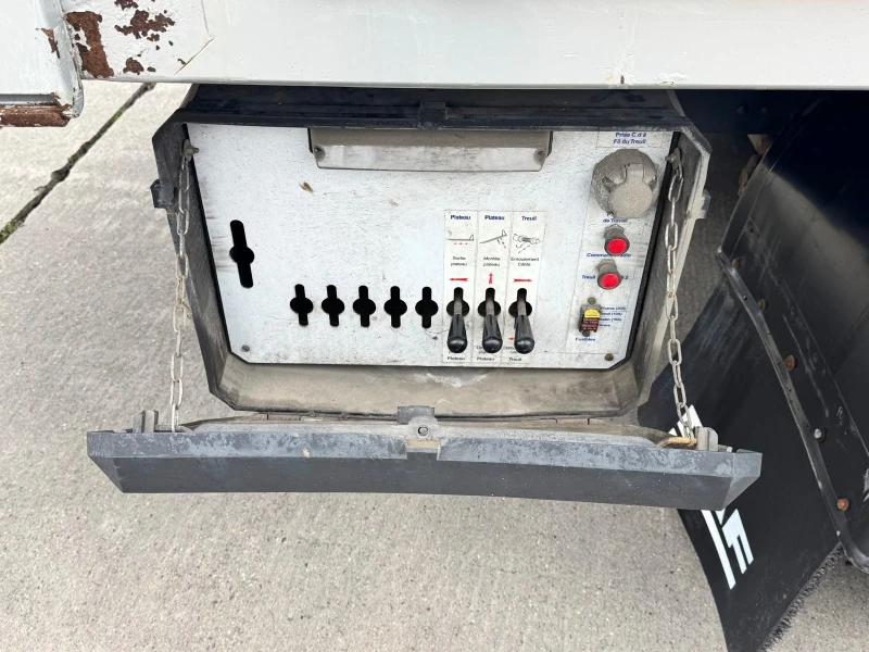 Daf CF 310  кран, снимка 8 - Камиони - 52942716