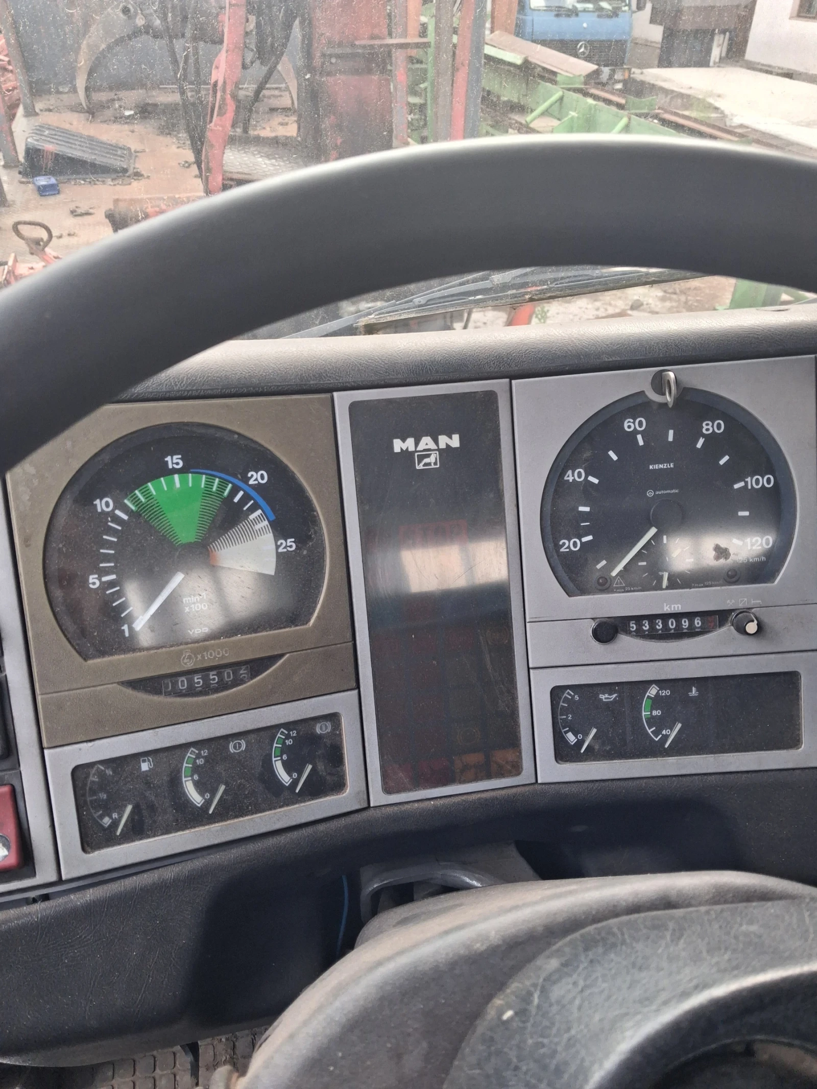 Man 35.414, снимка 6 - Камиони - 55365487