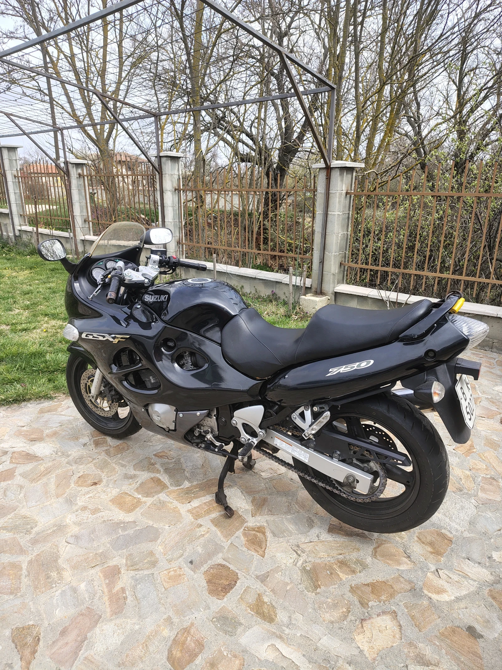 Suzuki Katana GSXF 750