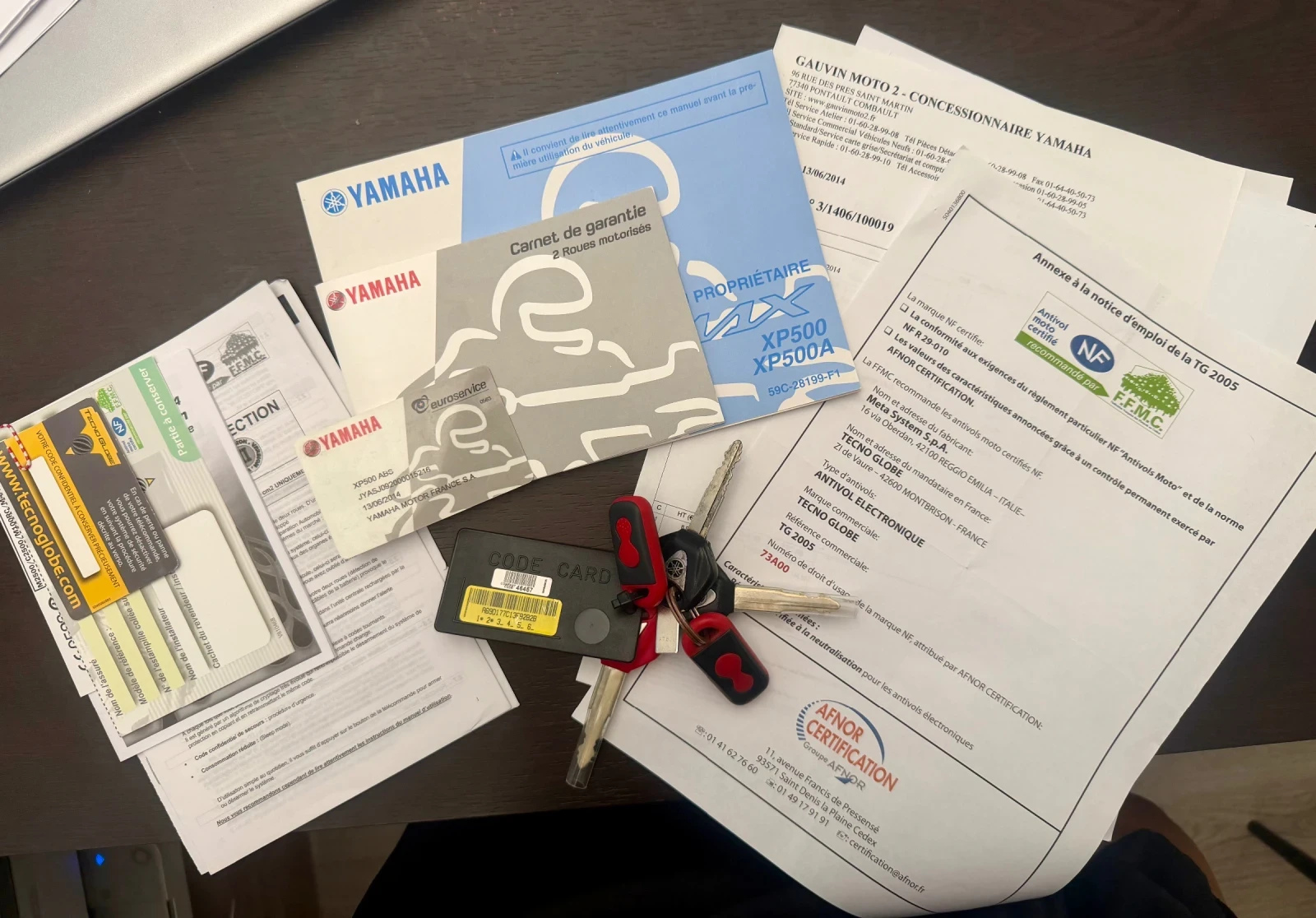 Yamaha T-max 530i ABS Service book, снимка 14 - Мотоциклети и мототехника - 55801725