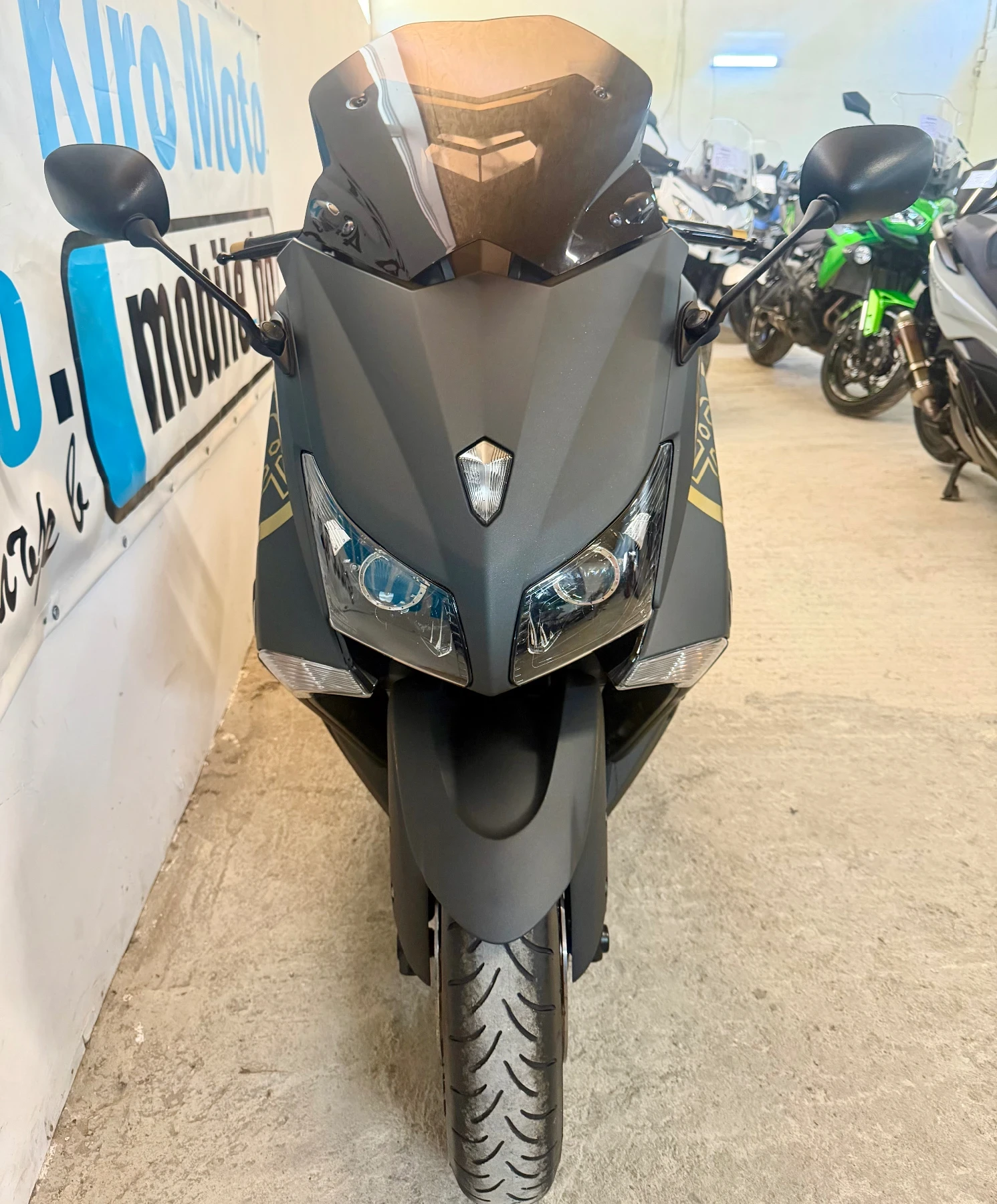 Yamaha T-max 530i ABS Service book, снимка 7 - Мотоциклети и мототехника - 55801725