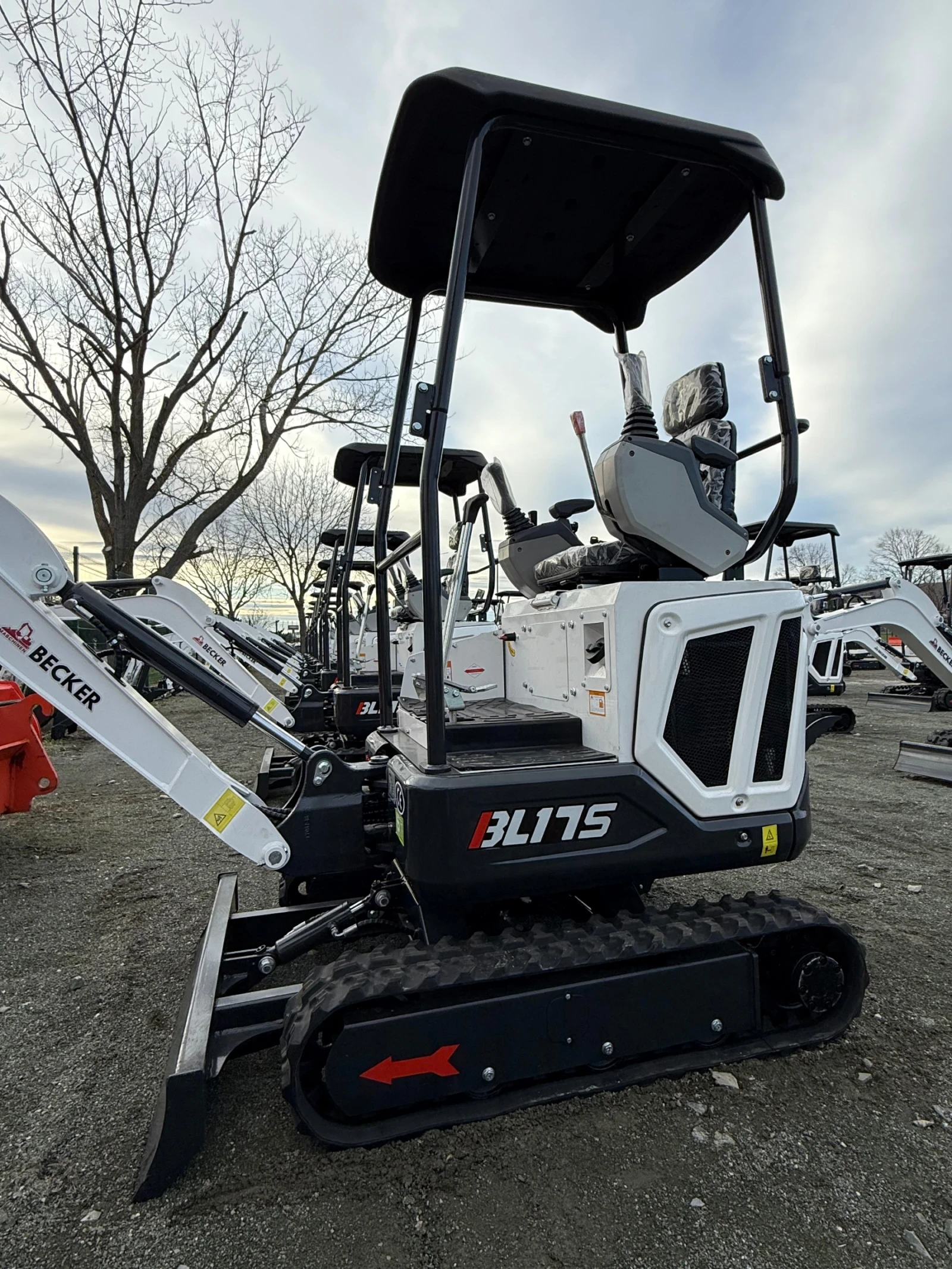 ����� Kubota BECKER B-17 | Mobile.bg � ����������� 14