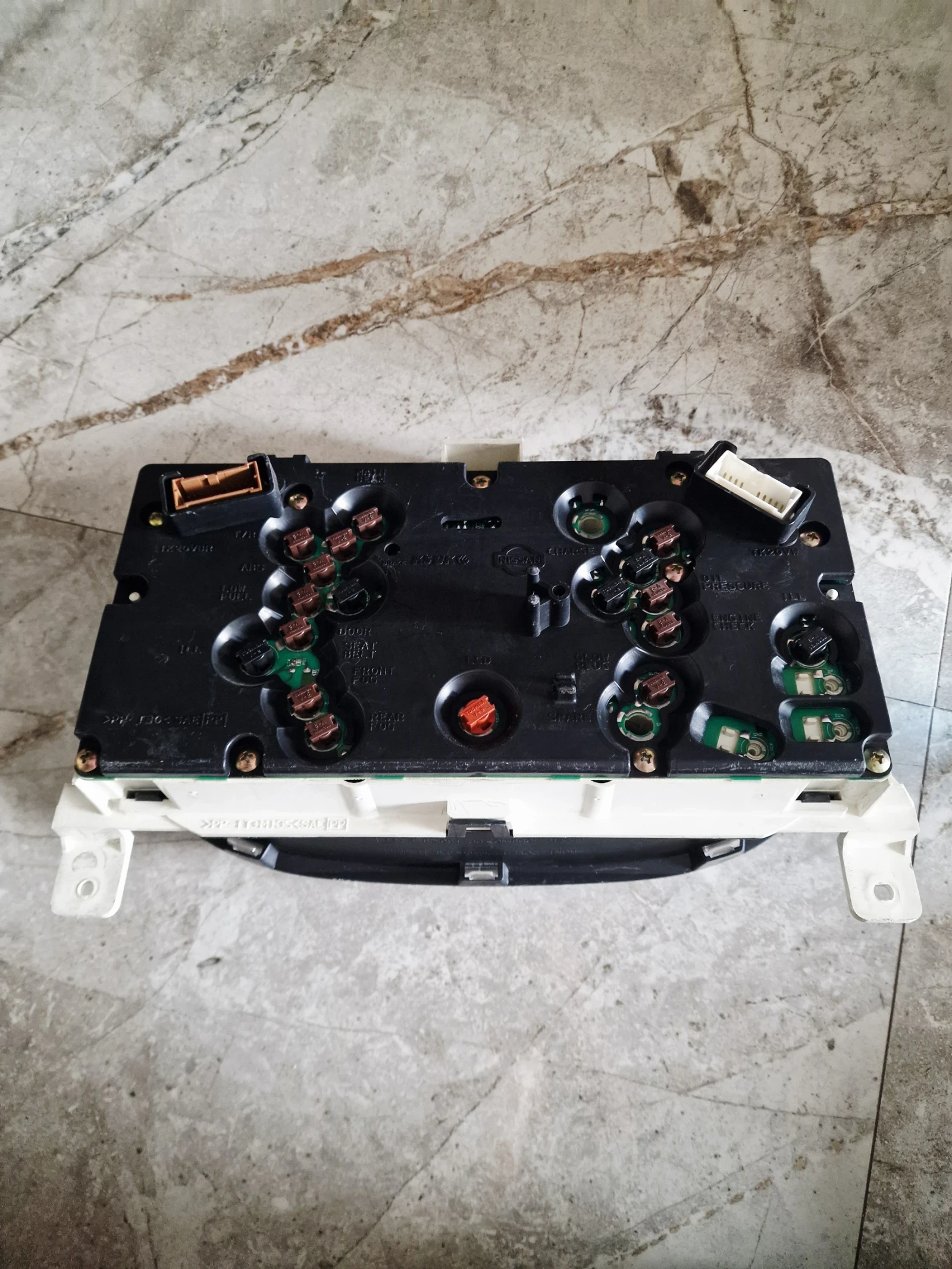 J11BU010 ���������� �� NISSAN ALMERA TINO 2.2 TD | Mobile.bg � ����������� 3