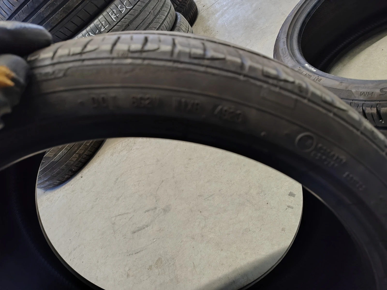  235/35R19 | Mobile.bg   7