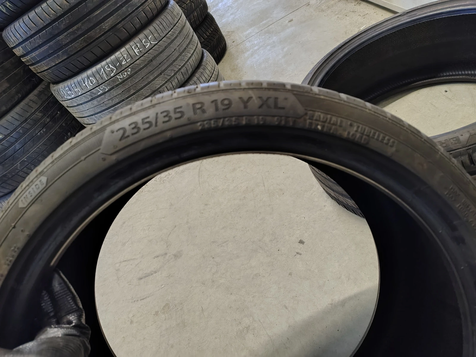  235/35R19 | Mobile.bg   6