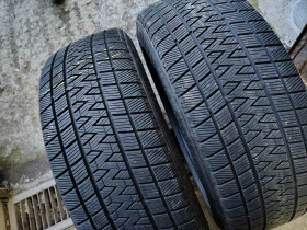 Гуми Зимни 225/55R19, снимка 1 - Гуми и джанти - 49417930