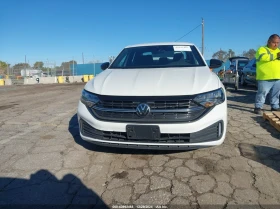 VW Jetta 1.5l Volkswagen 1.5T Sport, снимка 13 - Автомобили и джипове - 53658086
