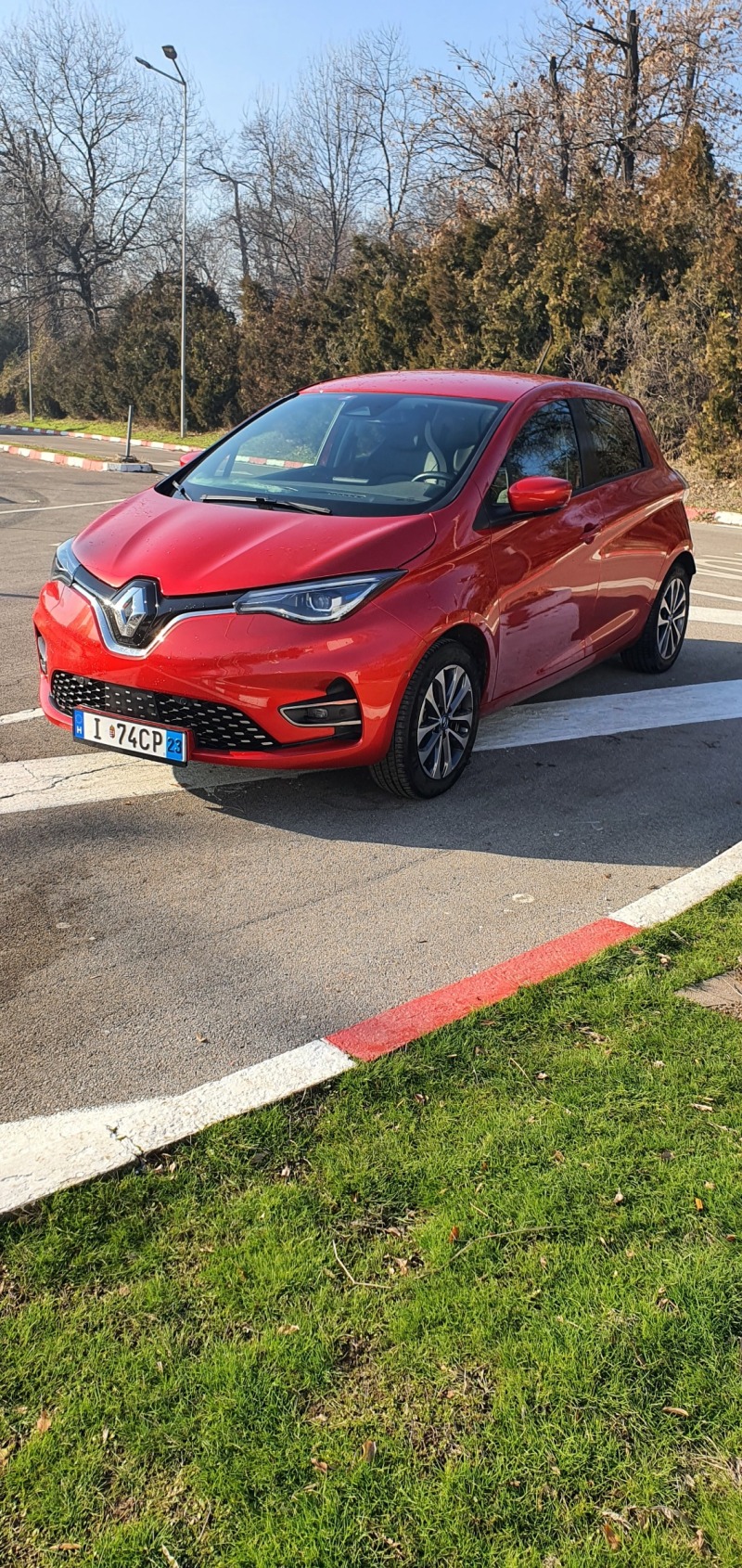 Renault Zoe, снимка 9 - Автомобили и джипове - 45559978