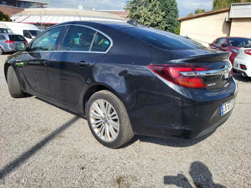 Opel Insignia 1.6 cdti, снимка 4 - Автомобили и джипове - 47920933