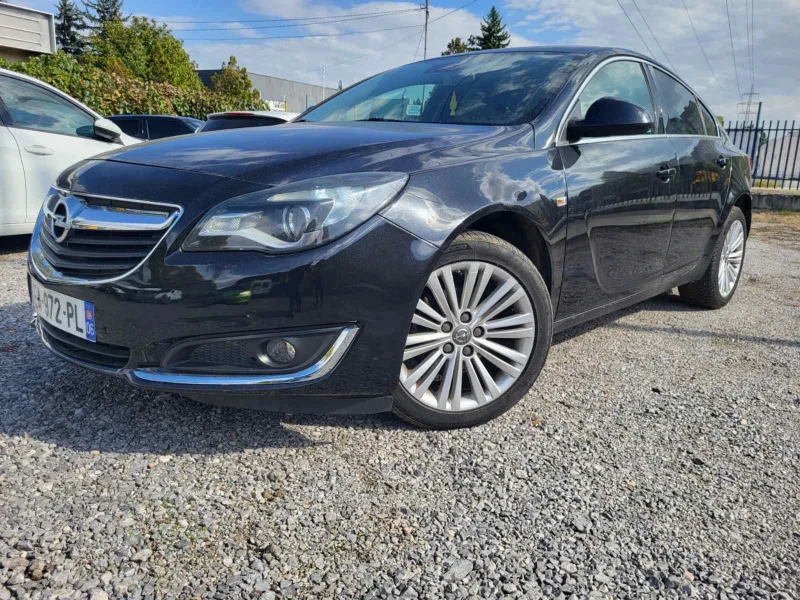 Opel Insignia 1.6 cdti, снимка 1 - Автомобили и джипове - 47920933