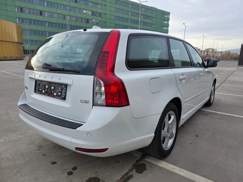 Volvo V50 1.6 D Facelift DRIVe , снимка 5 - Автомобили и джипове - 49500547