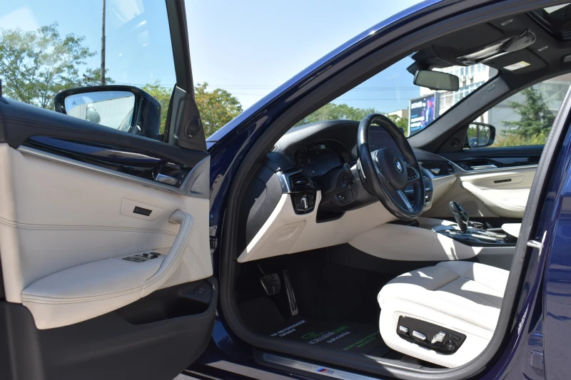 BMW 540 4x4М-SPORT* M-SHADOW-LINE* LASER-LIGHT* AMBIENT* О, снимка 7 - Автомобили и джипове - 51543421