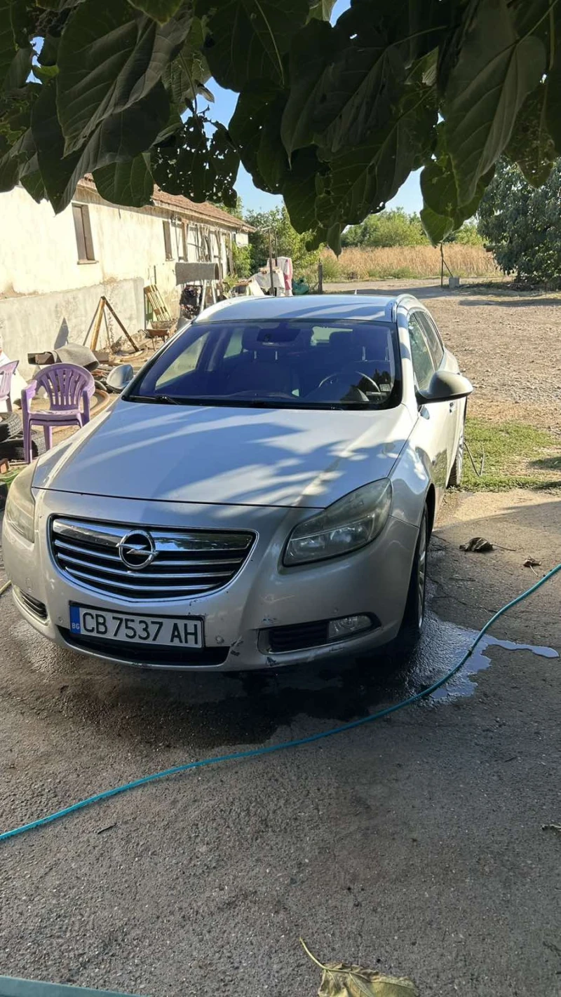 Opel Insignia Sports tourer, снимка 3 - Автомобили и джипове - 52662363