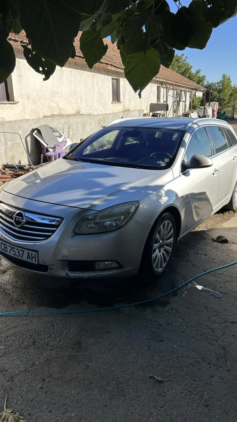 Opel Insignia Sports tourer, снимка 4 - Автомобили и джипове - 52662363