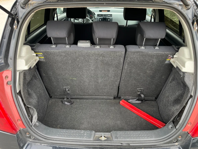 Suzuki Swift 1.3 4х4, снимка 10 - Автомобили и джипове - 52172812