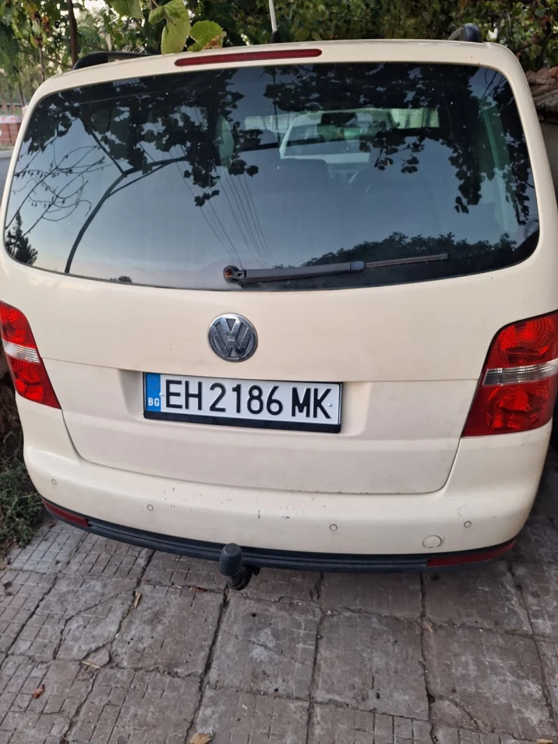 VW Touran 1.9, снимка 2 - Автомобили и джипове - 52420219