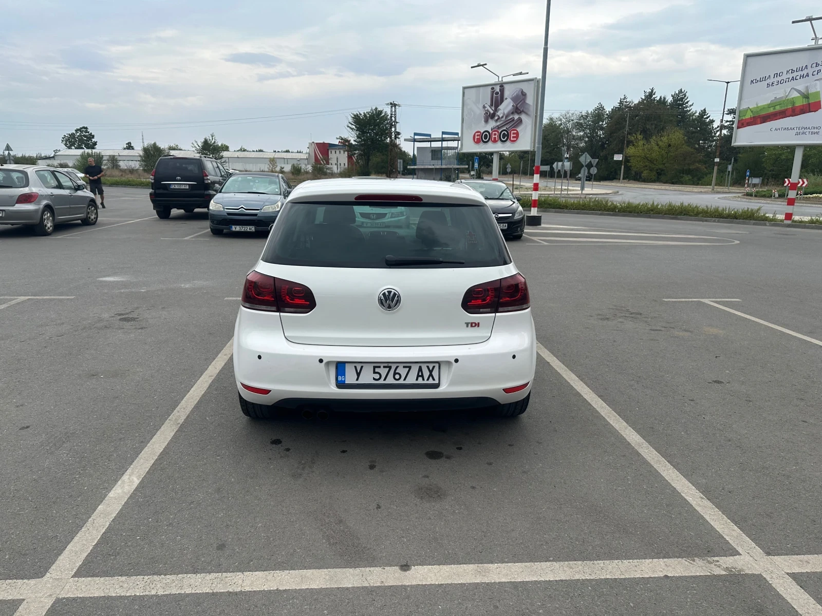 VW Golf 2.0 TDI Automatic - изображение 3