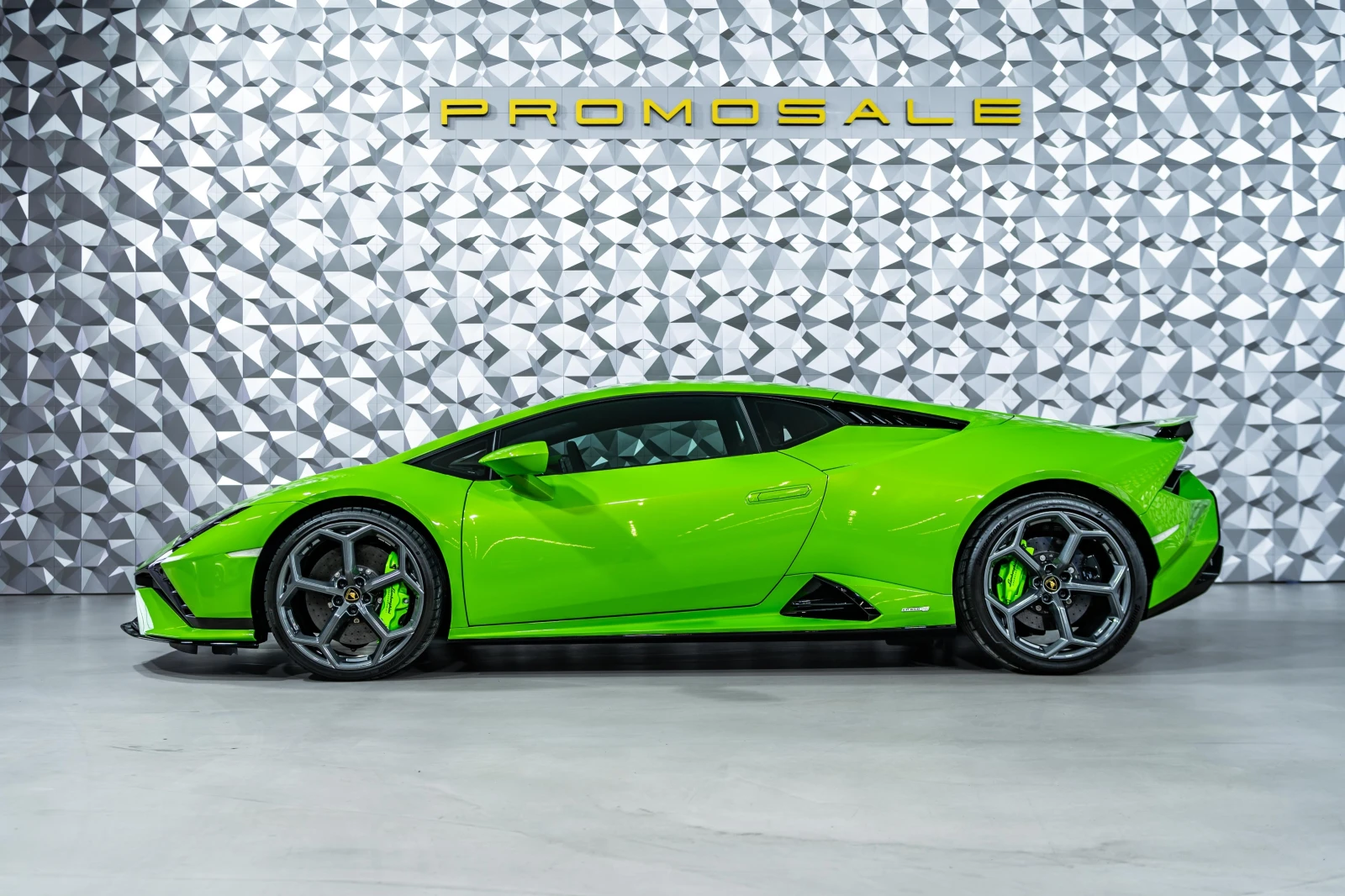 Lamborghini Huracan TECNICA * Verde Mantis - изображение 3