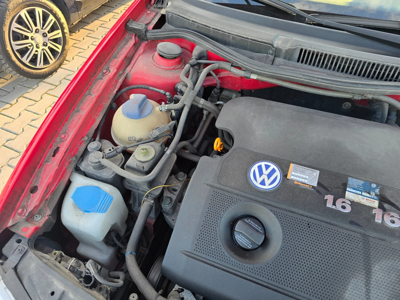 VW Golf 1.6i 105кс КОМБИ Реални километри  - изображение 7