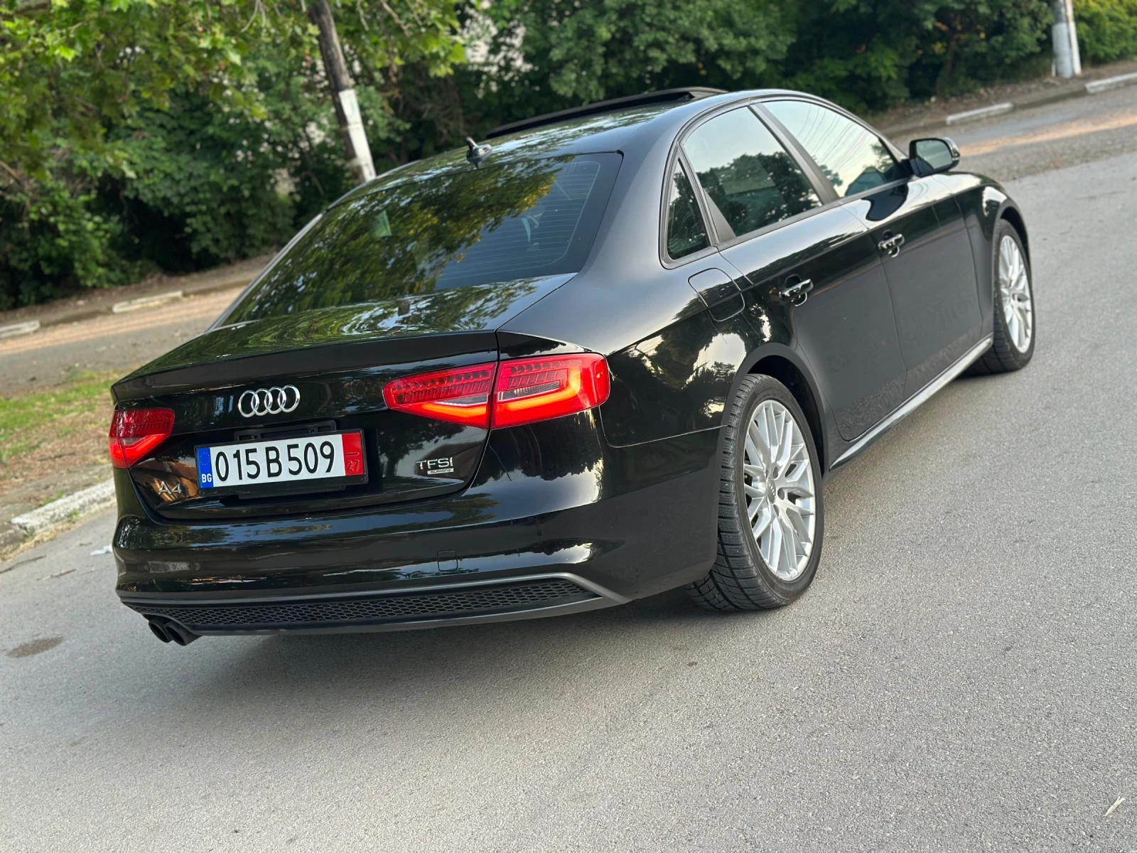 Audi A4 2.0TFSI 220HP 8-Speed! 130000km - изображение 6