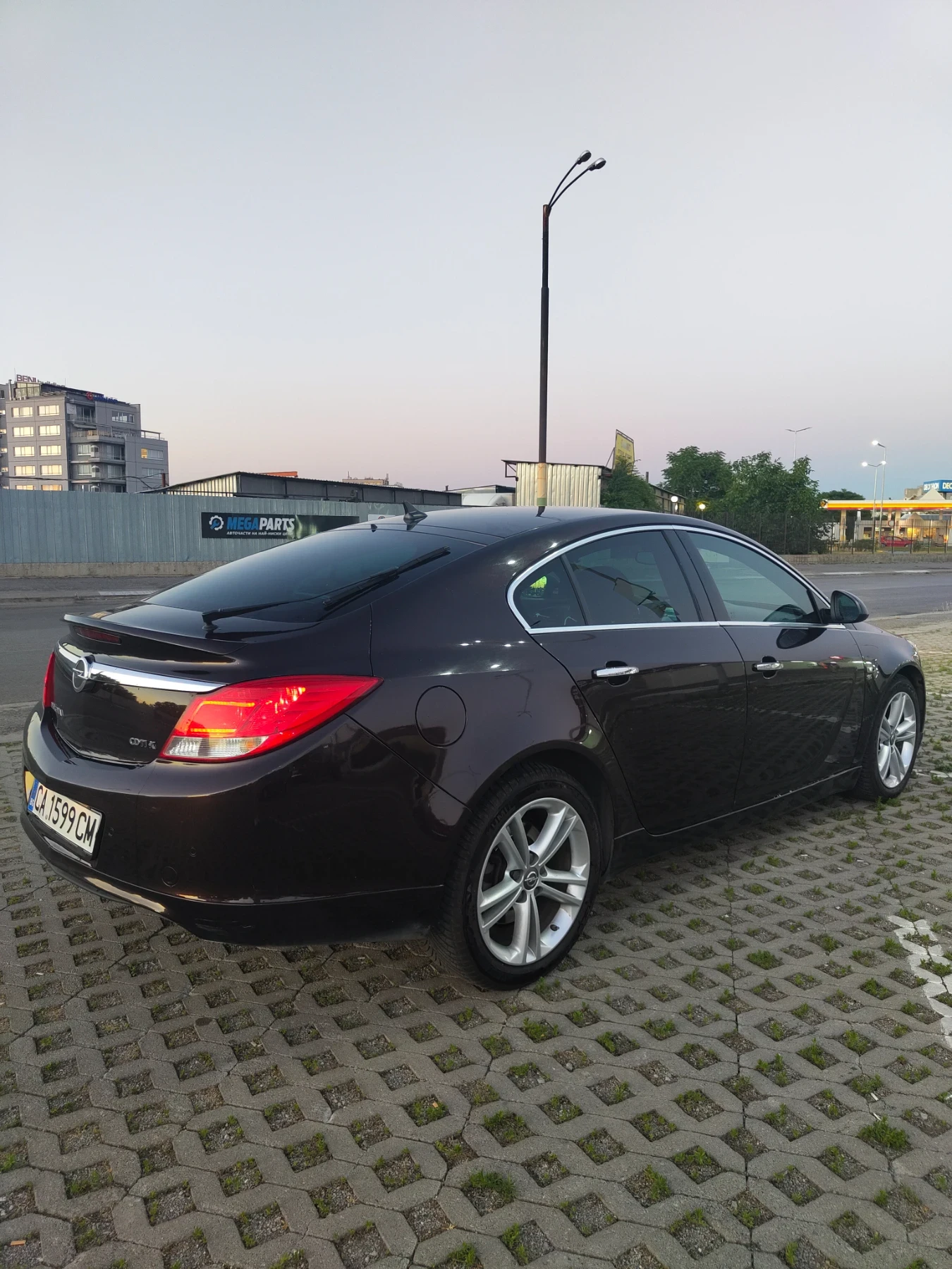 Opel Insignia 2.0 160кс 4x4 - изображение 5