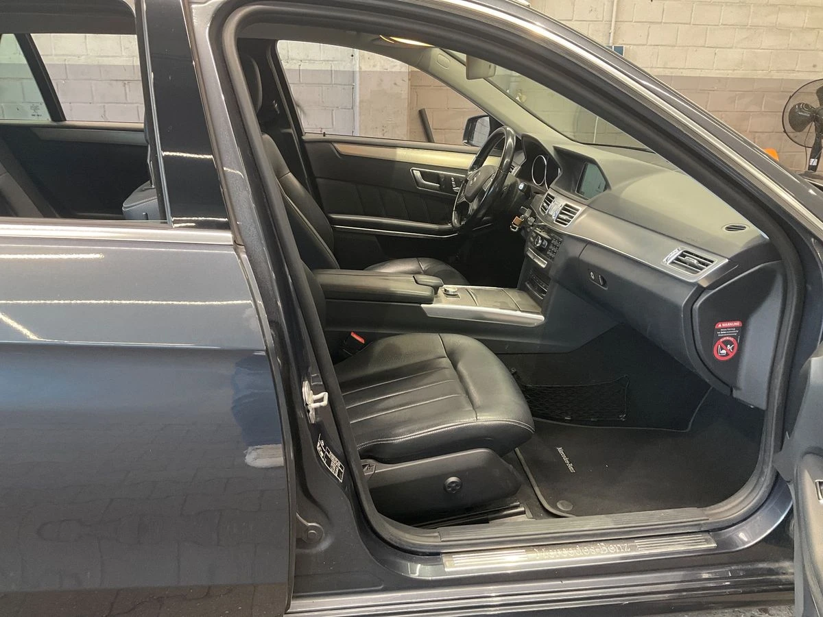 Mercedes-Benz E 300  - изображение 3